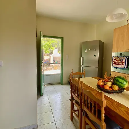 Captain's House Emborios